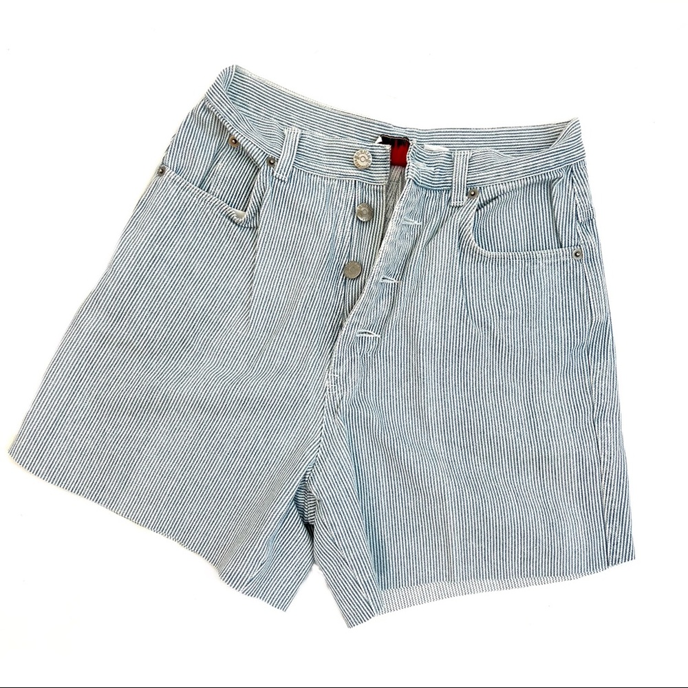 VTG High Waisted Striped Shorts 25
